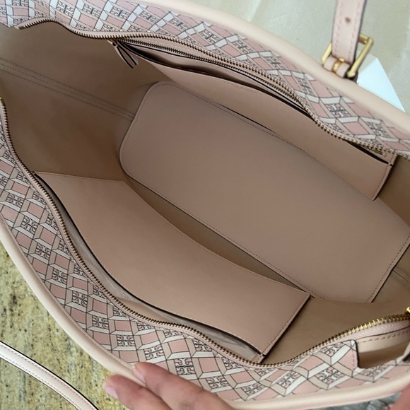 New Tory Burch geo logo targe zip tote - Picture 7 of 10